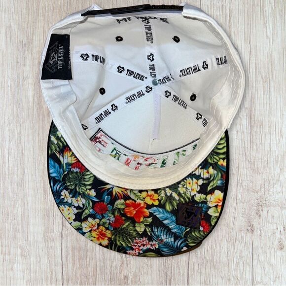 TOP LEVEL : HUSTLE | Front-raised Verbiage & Tropical Print Design Snapback Cap - Picture 4 of 7